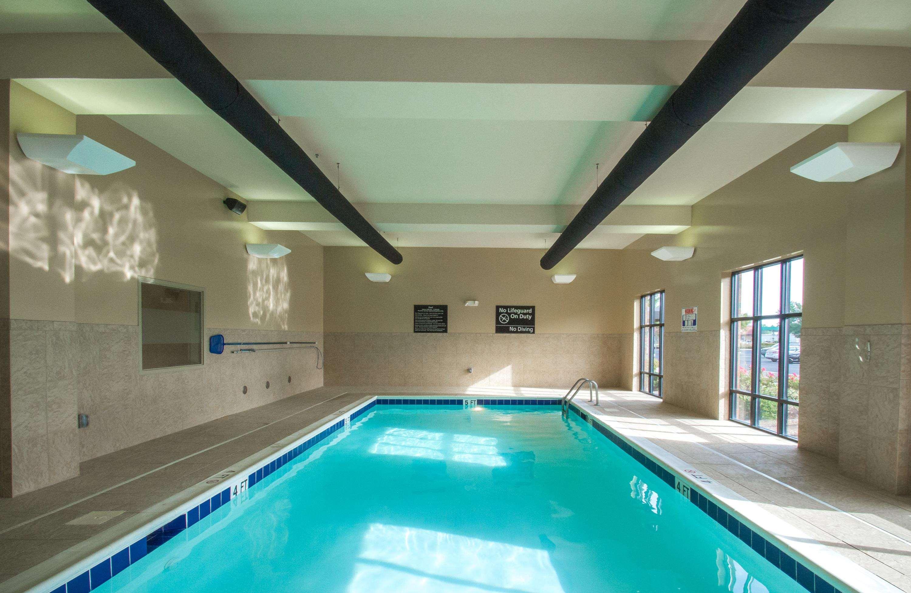 Hampton Hotel 3*