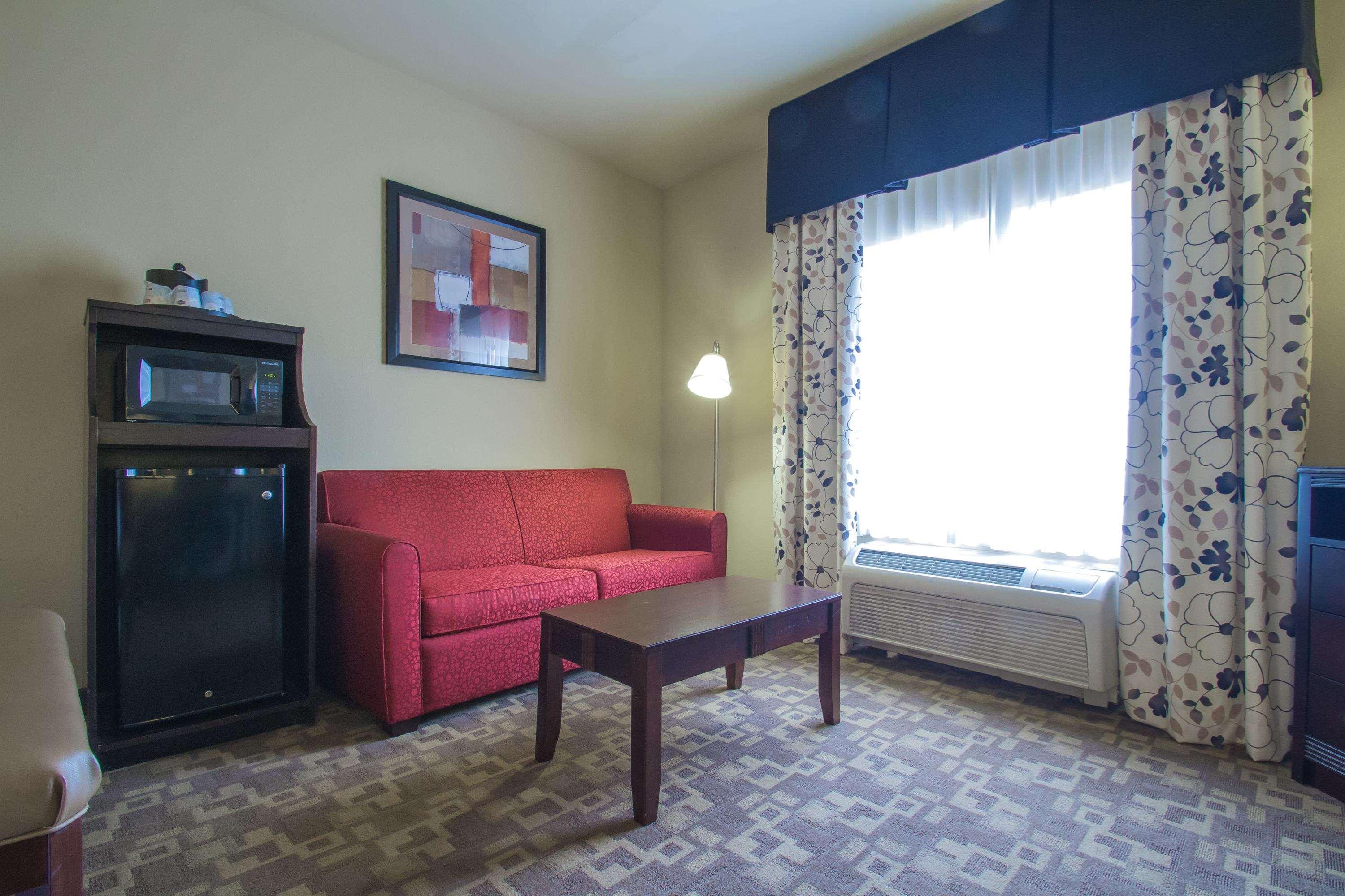 Hampton Hotel 3*