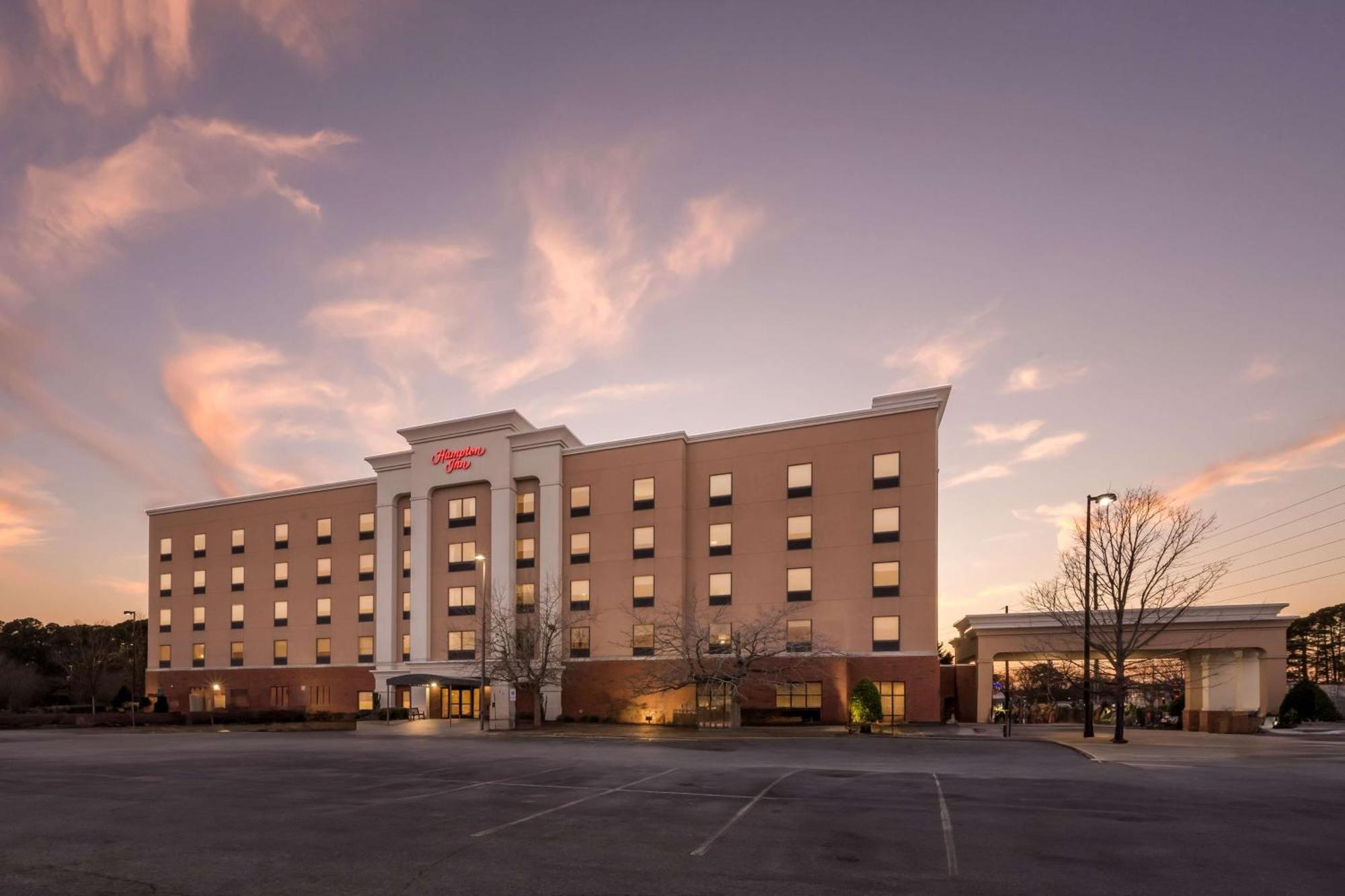 Hotel Hampton 3*