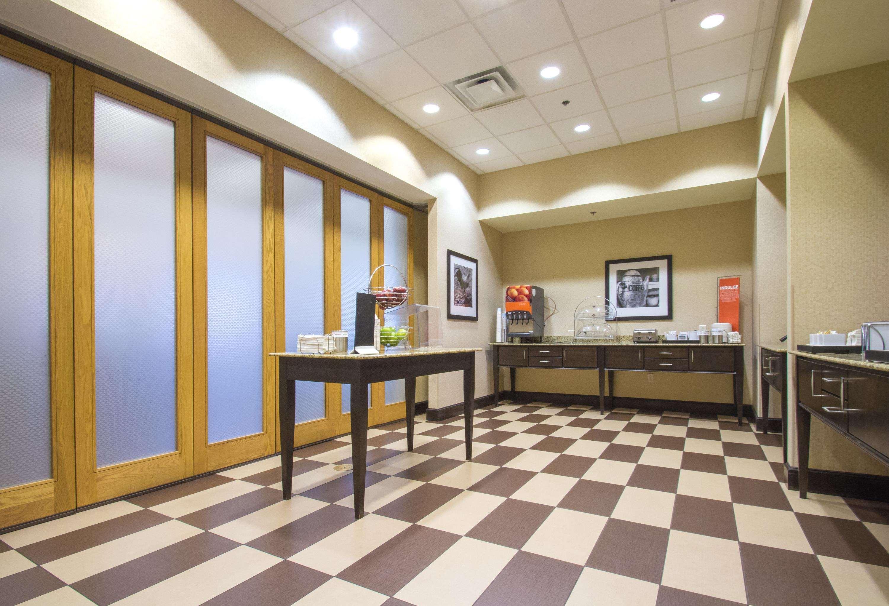 Hotel Hampton
