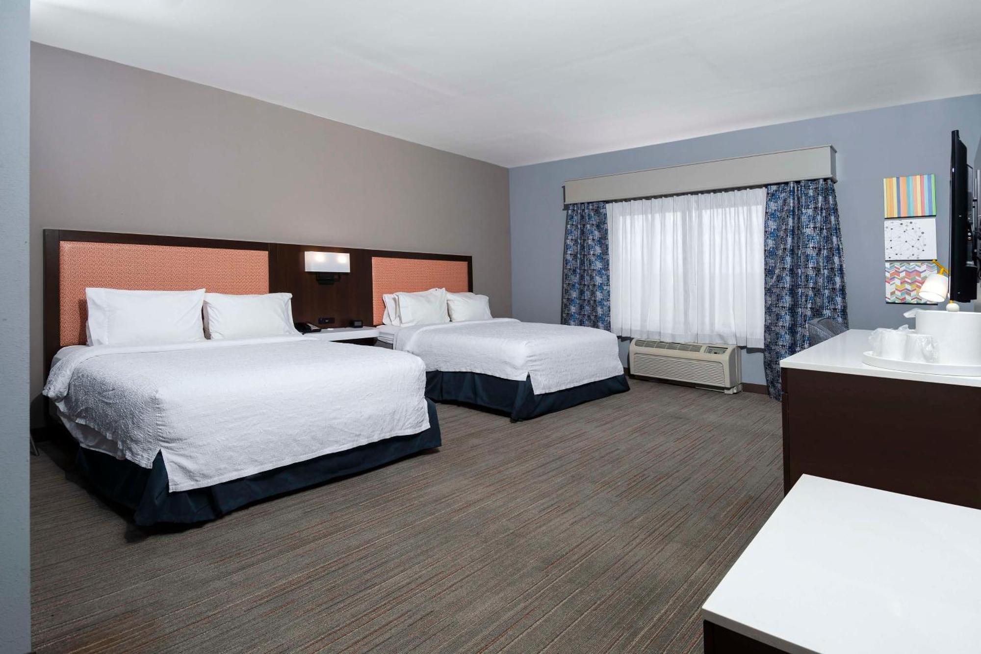 Hampton Hotel 3*