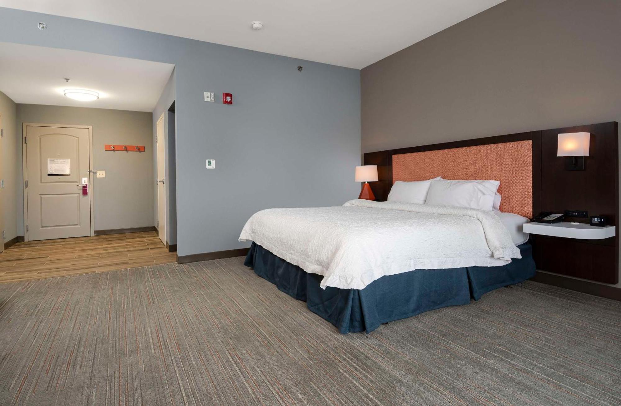 Hampton 3* Greenville