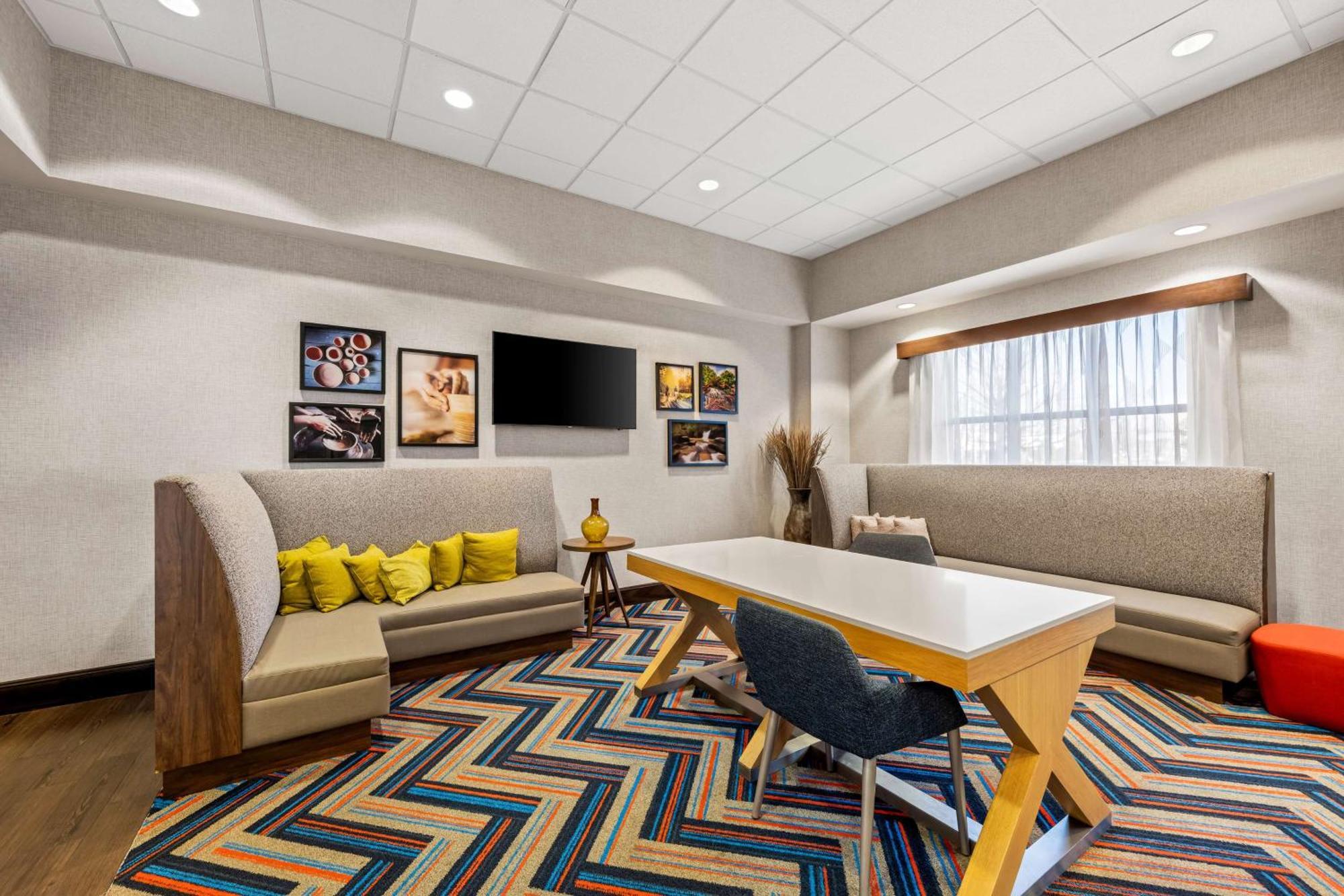 Hampton 3* Greenville